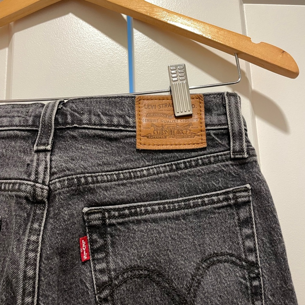 Levi’s Wedgie Black Women's Jeans - Picture 5 of 8